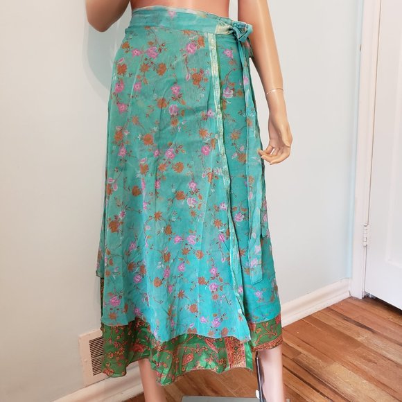 Nwot Silk Blend Skirt
